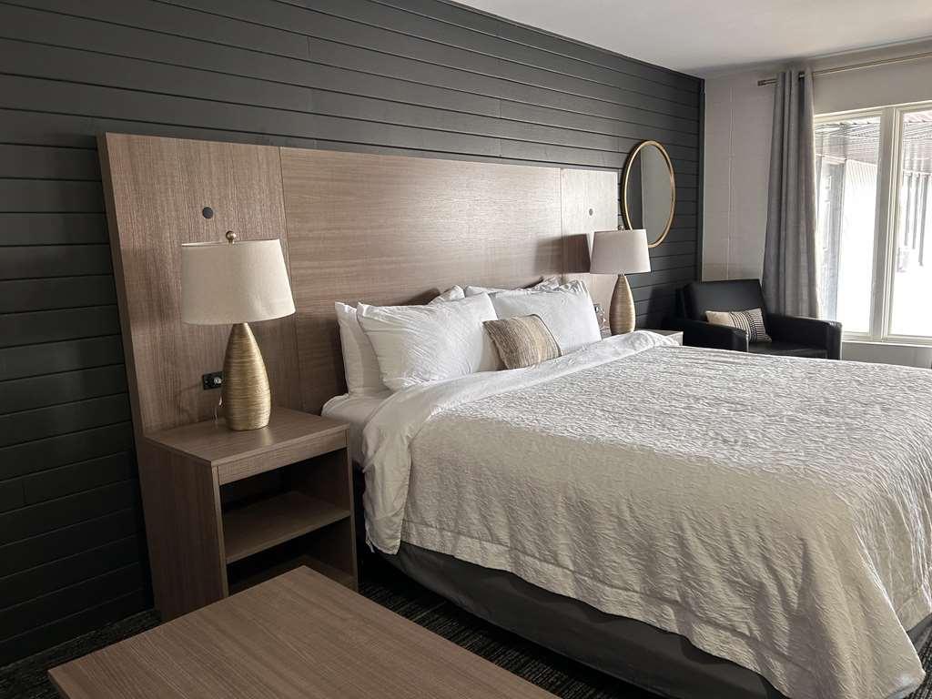 Surestay By Best Western Kapuskasing Room photo